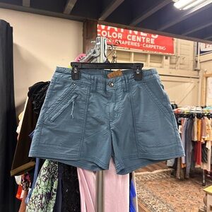 Title nine blue hiking shorts size 4